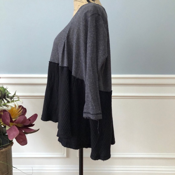 Free People Rare Grey and Black Drippy Thermal Top - Picture 6 of 8